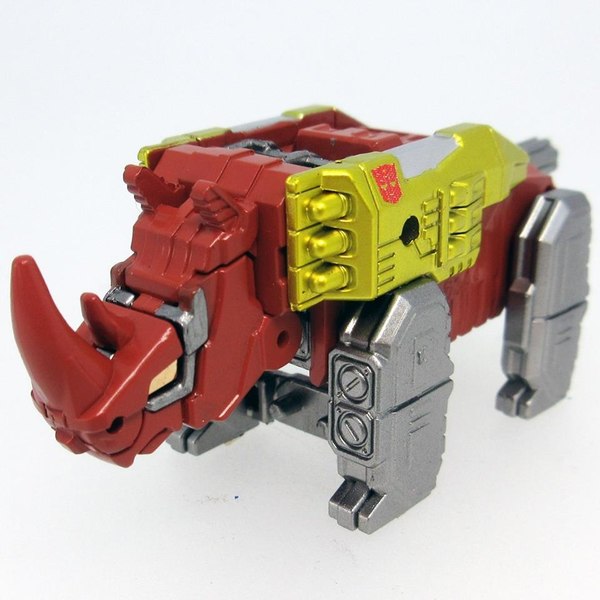 Legends Series Lg Bumblebee Spike Slugslinger Perceptor And Octone  (6 of 15)